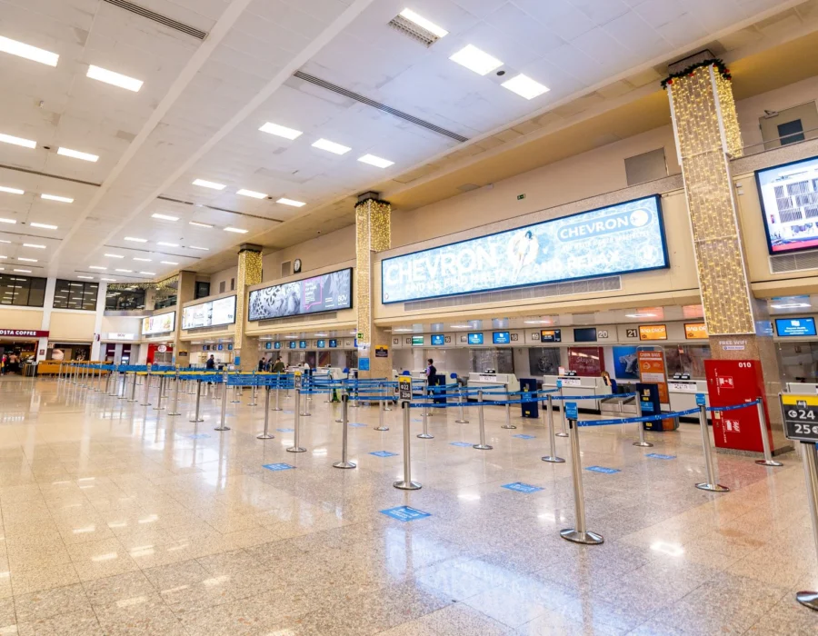 The check-in hall at Malta International Airport, all on one level