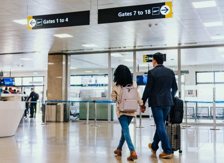 How early to get to Malta Airport