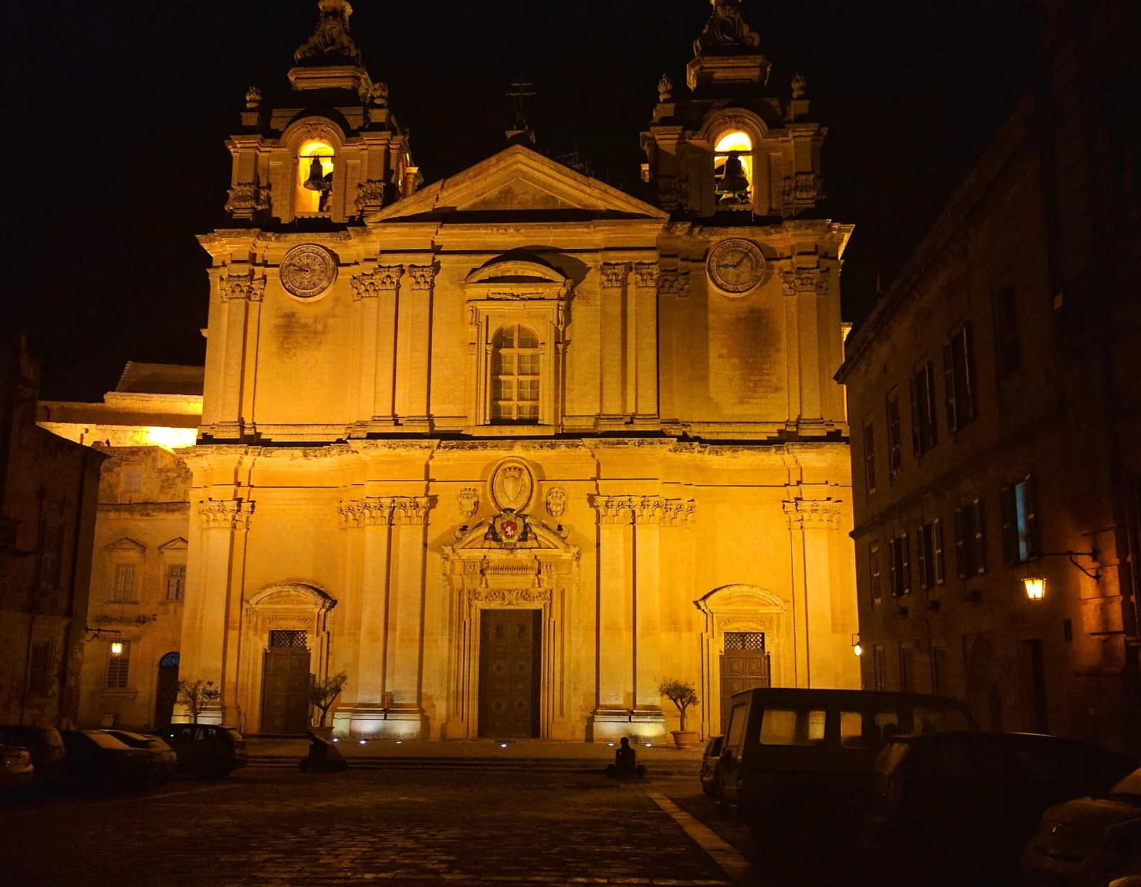 St Paul’s Cathedral in Mdina floodlit at night